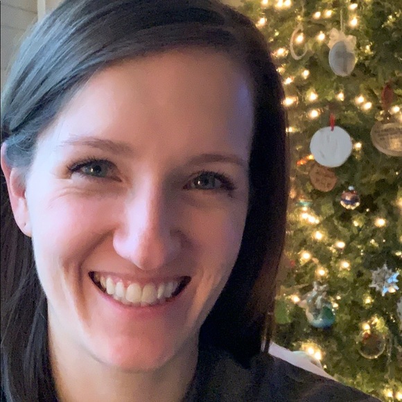 Meet your Posher, Mallory - Picture 1 of 1